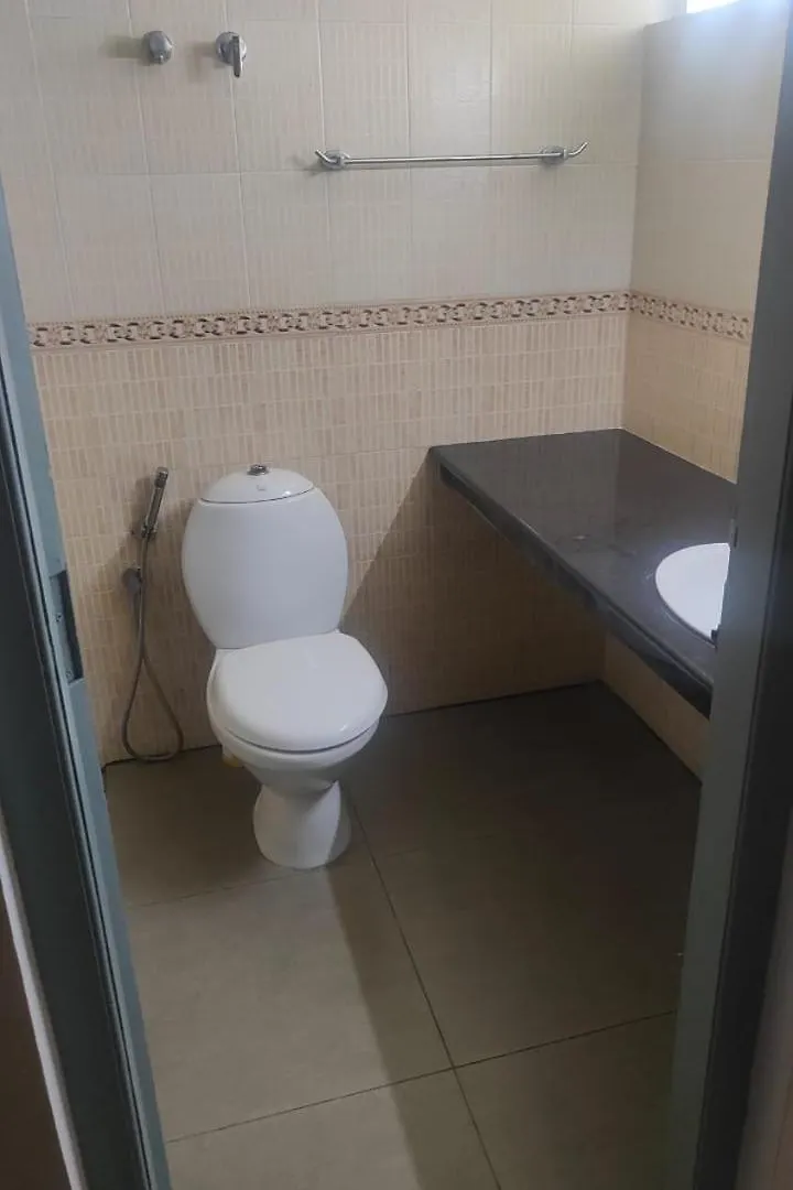 3 Bhk Near Lulu Mall Kochi Apartment